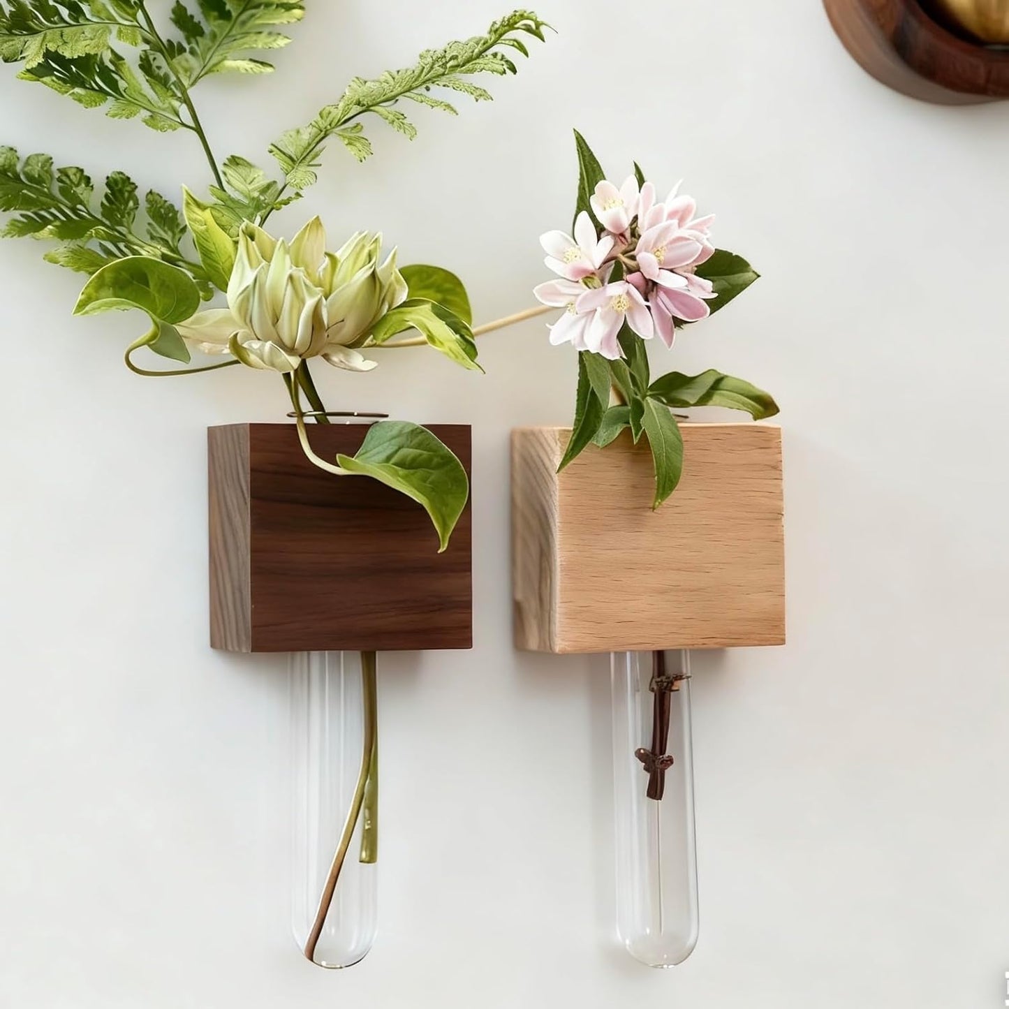 Mini Vase Magnets for Fridge, Magnetic Wooden Wall Vase Holders with Test Tube, Magnetic Attachment Hard no Falling, Modern Home，for Kitchen, Refrigerator, Bedroom, Storage, Office Decorations