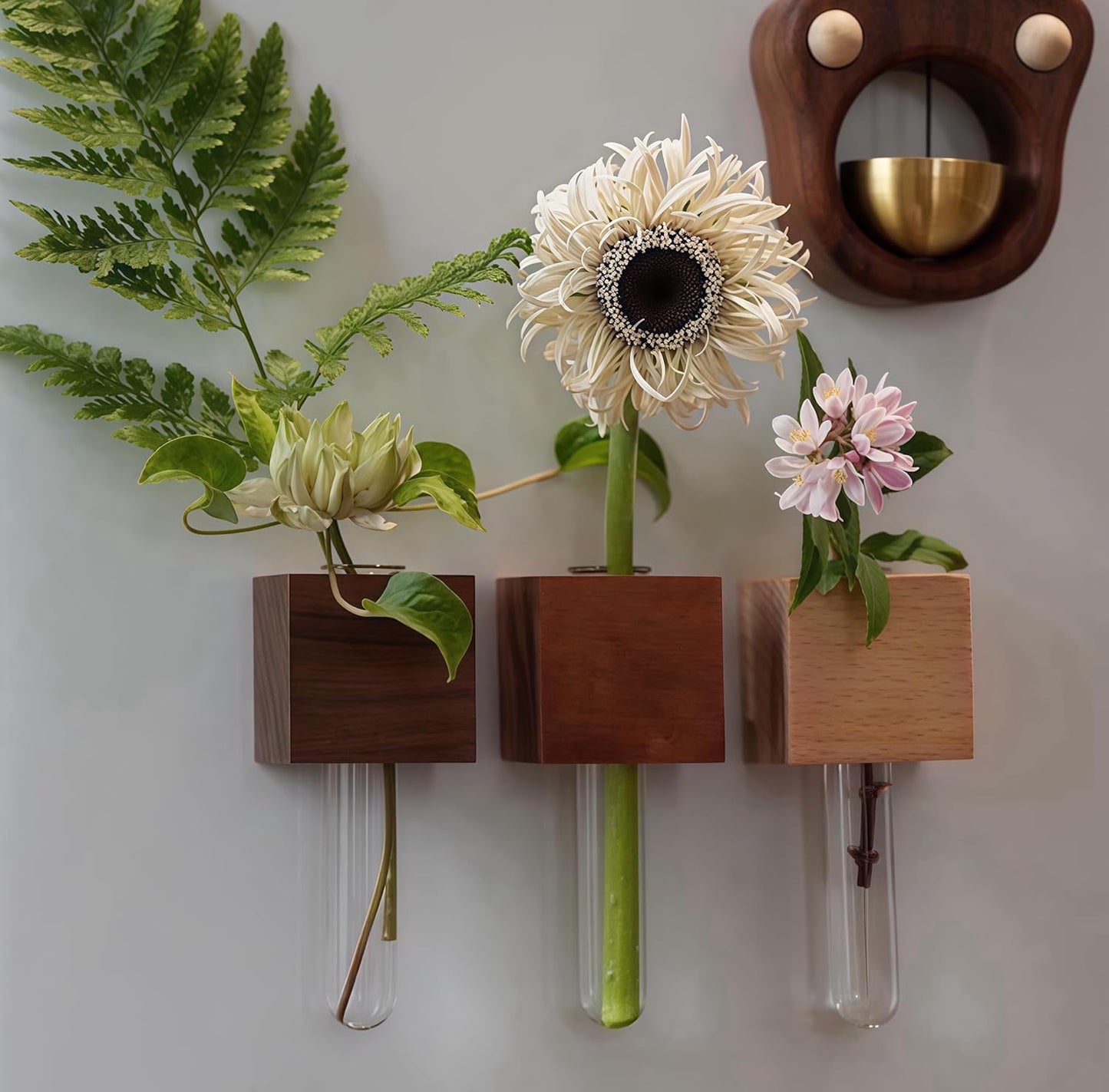 Mini Vase Magnets for Fridge, Magnetic Wooden Wall Vase Holders with Test Tube, Magnetic Attachment Hard no Falling, Modern Home，for Kitchen, Refrigerator, Bedroom, Storage, Office Decorations