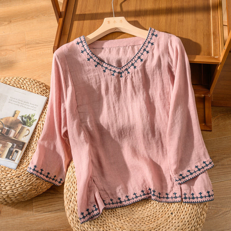 Nesta – Embroidered V-Neck Blouse